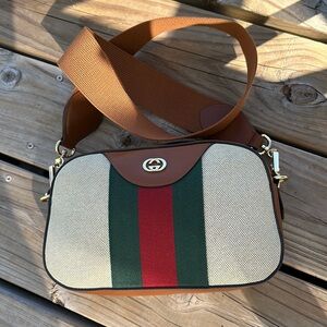 Gucci canvas bag shoulder bag